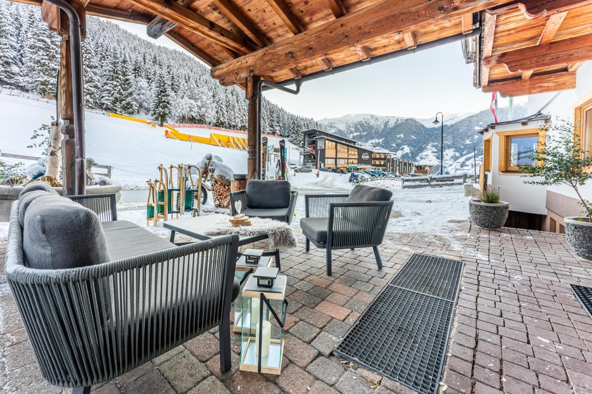 Alpen Wohlfuehlhotel Doerflwirt Hainzenberg Ngoại thất bức ảnh