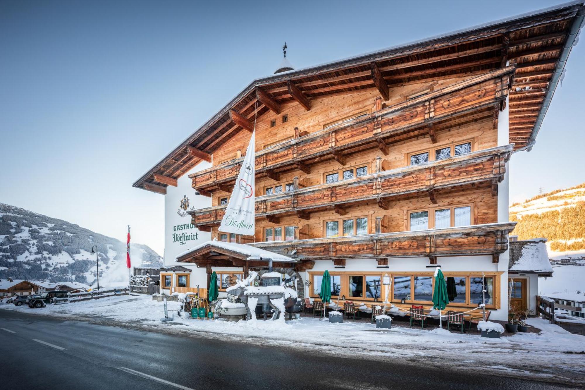 Alpen Wohlfuehlhotel Doerflwirt Hainzenberg Ngoại thất bức ảnh